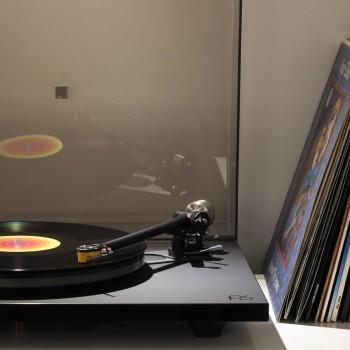 Rega Planar 6 - Giradischi HiFi con Braccio RB330 e Neo PSU Rega - 9