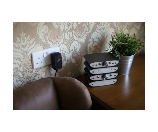 iFi iPower2 – Alimentatore Low Noise con ANC2 per Audio e Video iFi Audio - 12