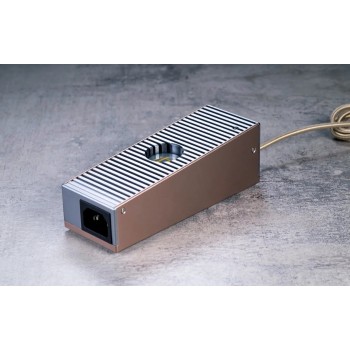 iFi iPower Elite – Alimentatore High-End 60W con Messa a Terra IEC iFi Audio - 4