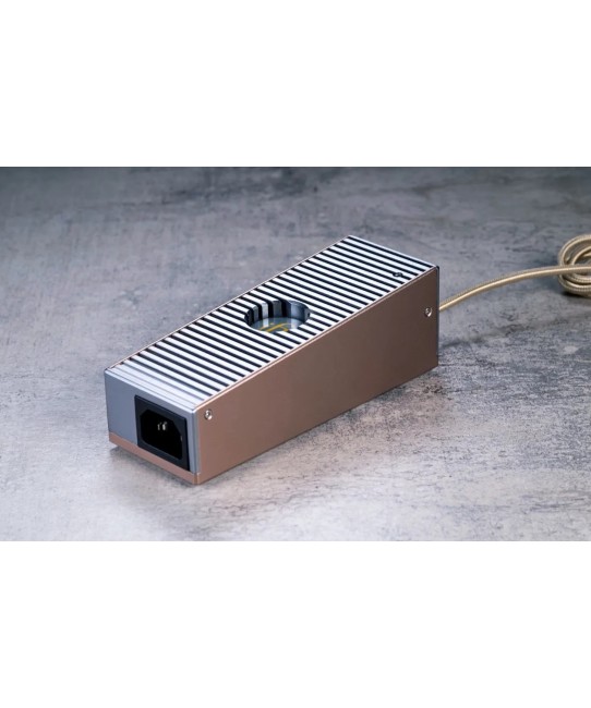 iFi iPower Elite – Alimentatore High-End 60W con Messa a Terra IEC iFi Audio - 4