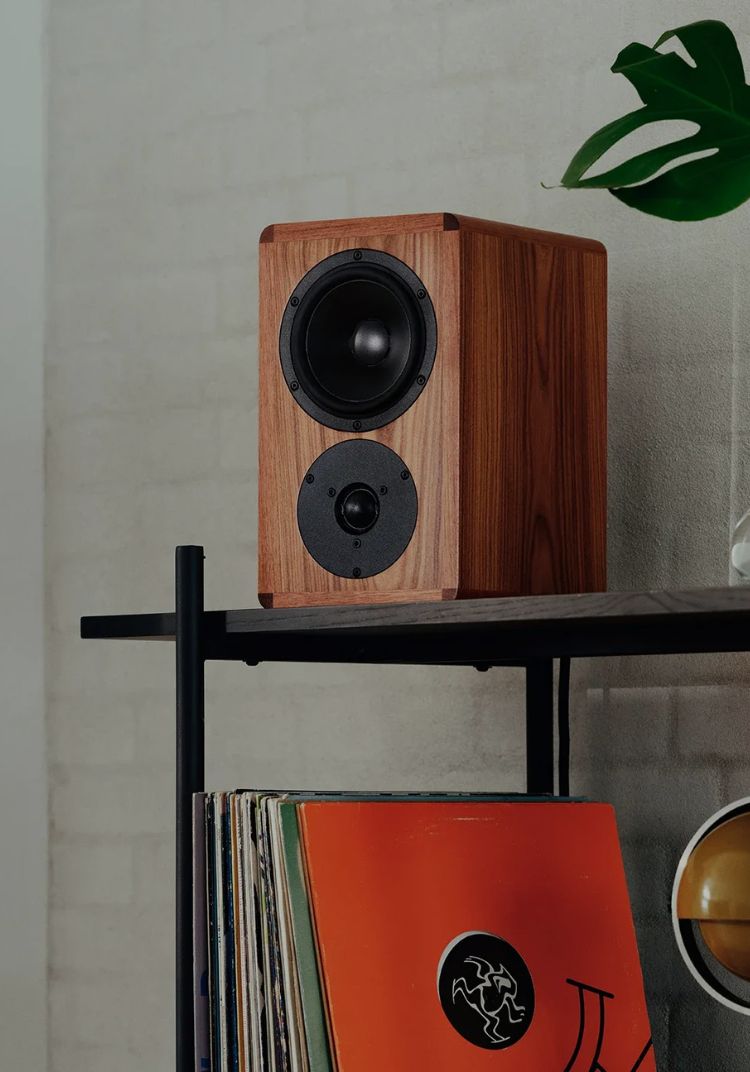 Nuove Dynaudio Legend, fatte a mano in Danimarca
