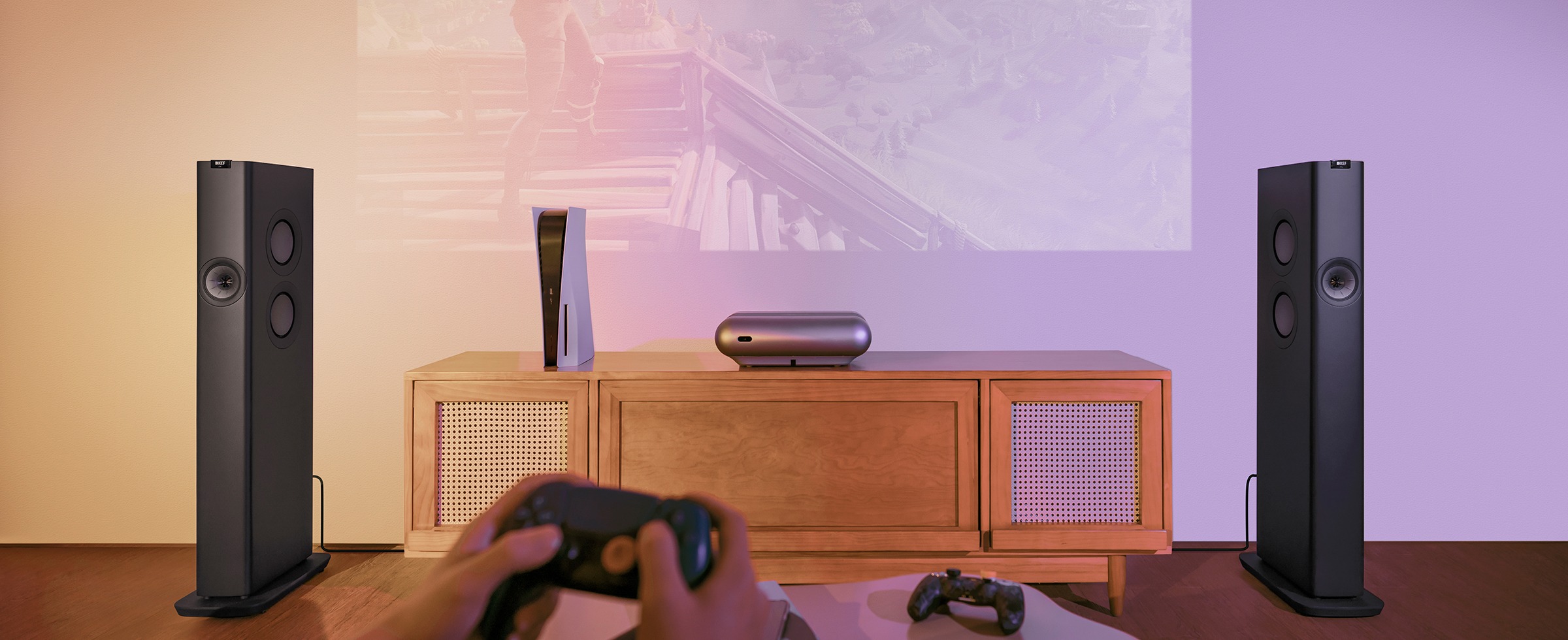 KEF LS60 Wireless &mdash; Diffusori attivi da pavimento Hi-Fi con streaming integrato