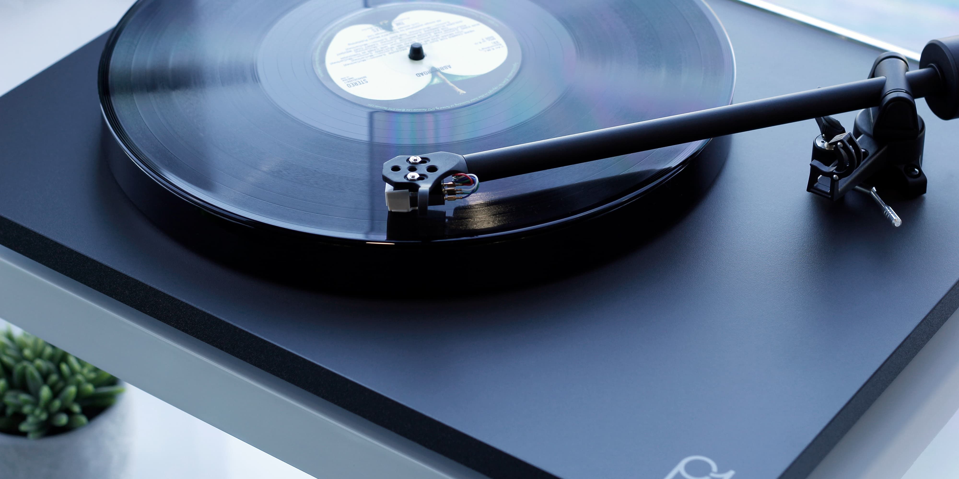 Rega Planar 1 - Giradischi HiFi Made in England