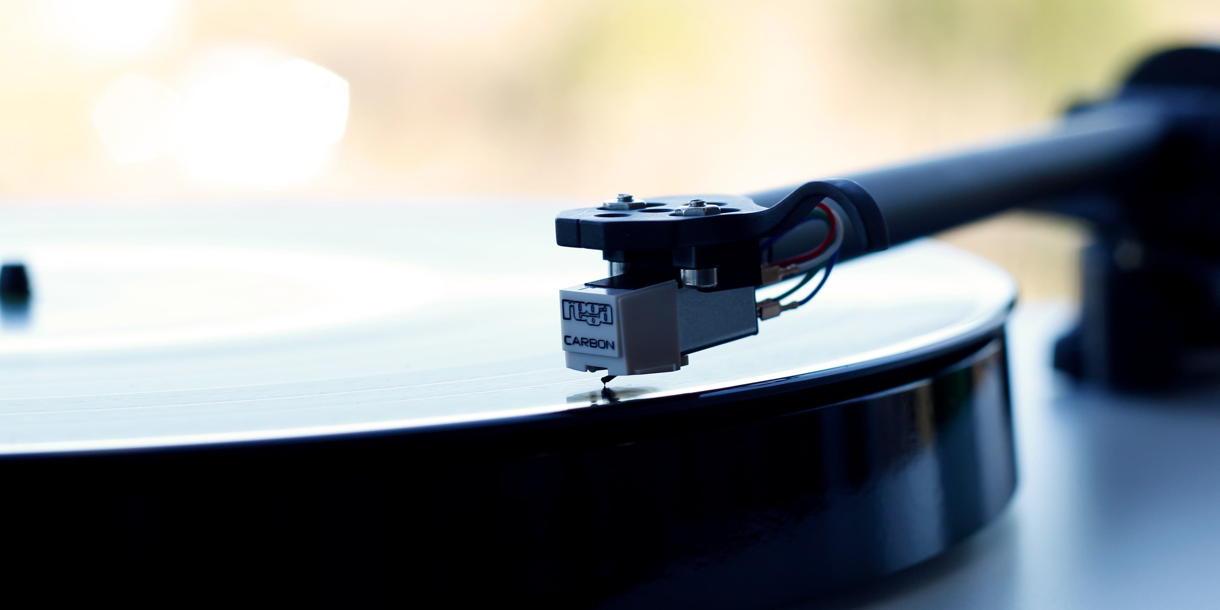 Rega Planar 1 Plus - Giradischi Hi-Fi con pre-phono integrato
