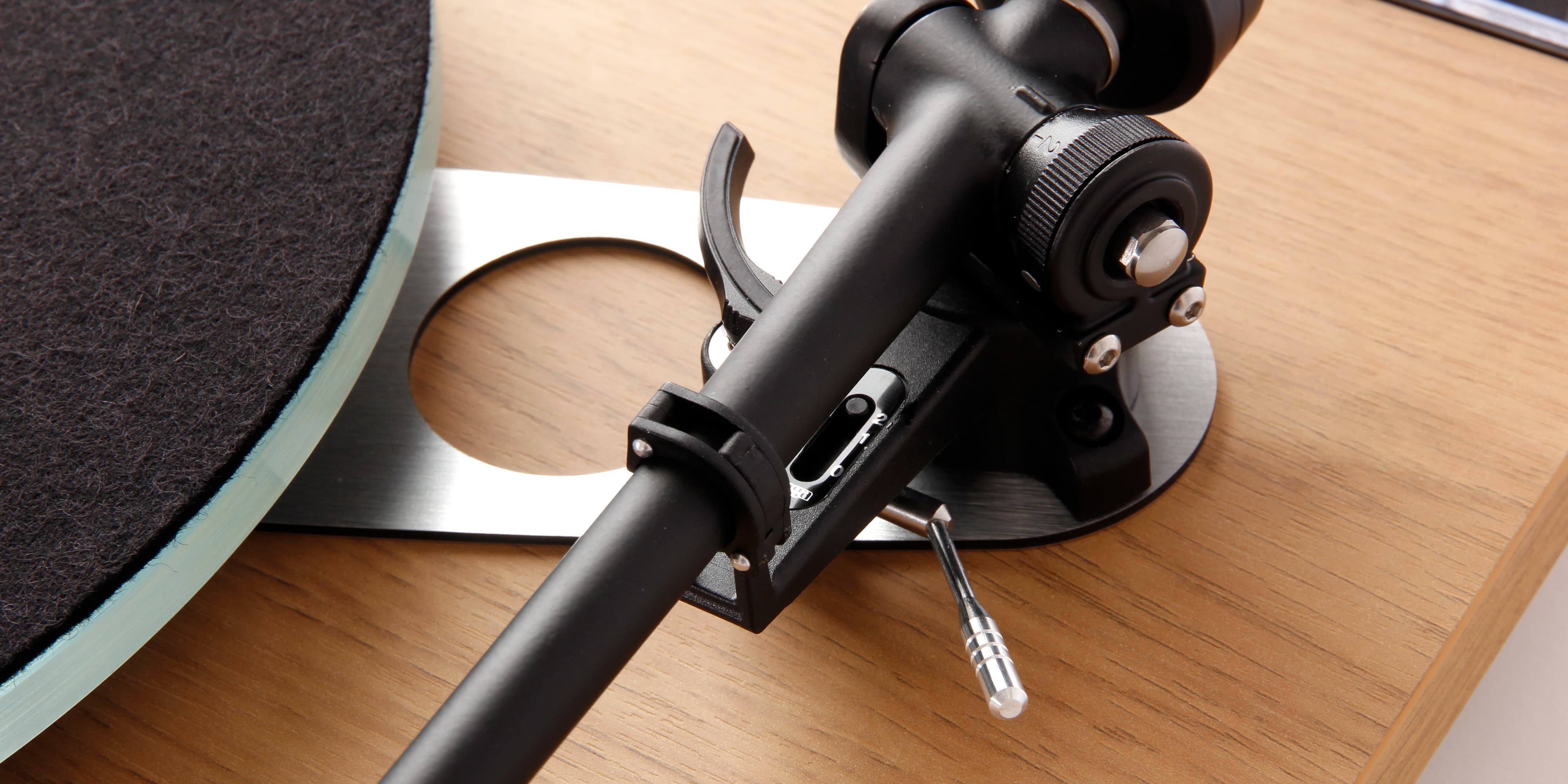 Rega Planar 3 - Giradischi HiFi di Alta Qualit&agrave;