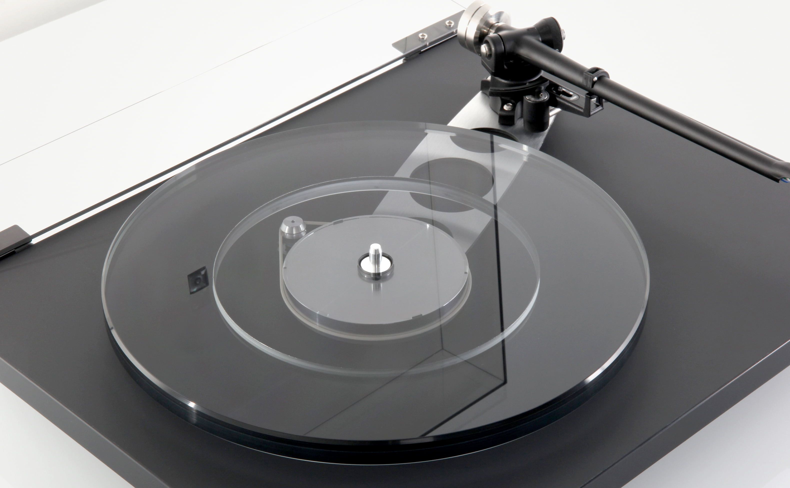 Rega Planar 6 - Giradischi HiFi con Braccio RB330 e Neo PSU