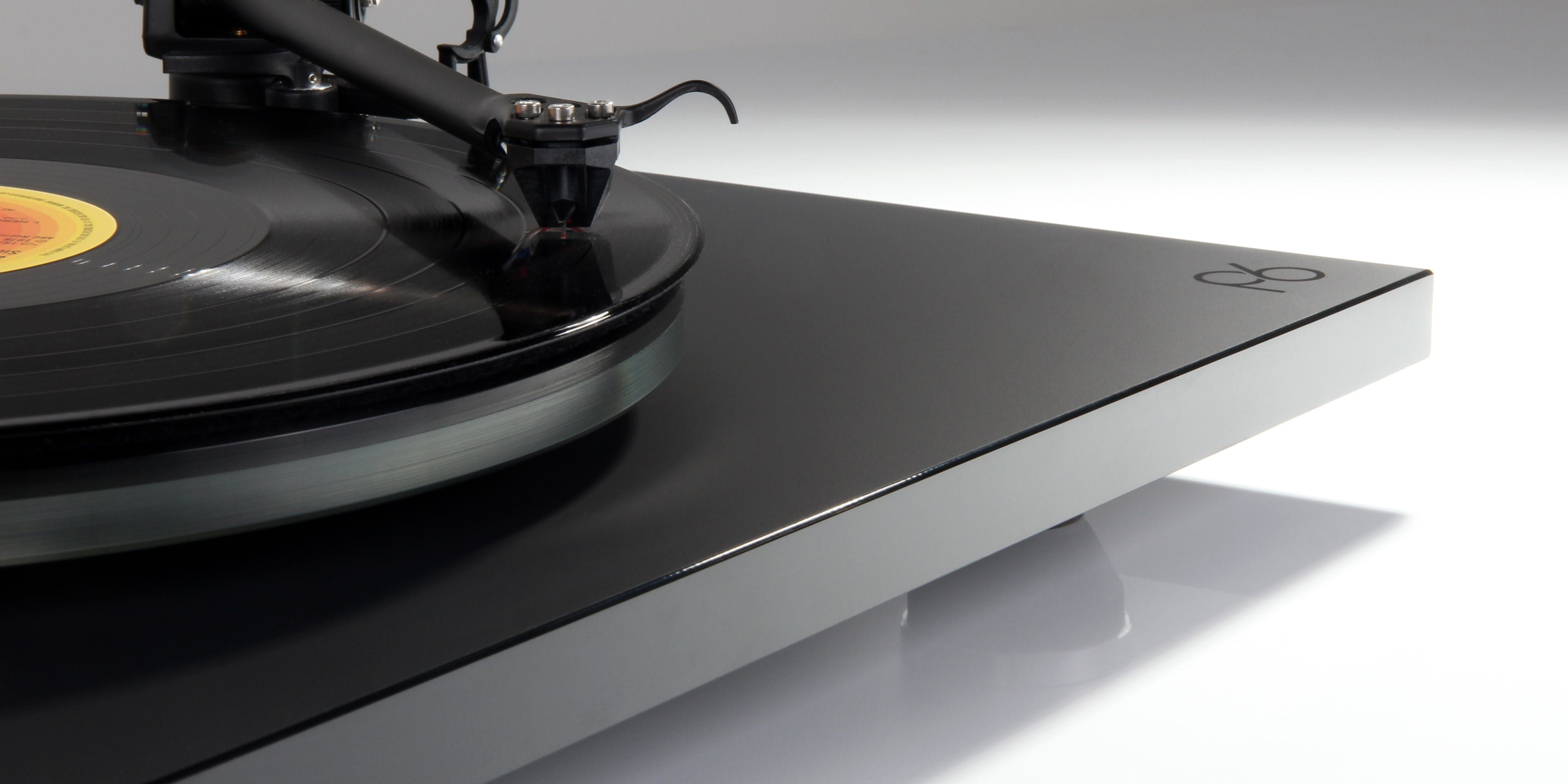 Rega Planar 6 - Giradischi HiFi con Braccio RB330 e Neo PSU