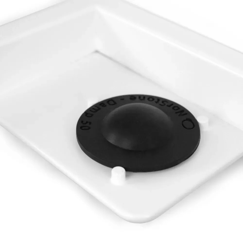 Norstone Esse WS – giradischi montato a parete in ambiente Hi-Fi