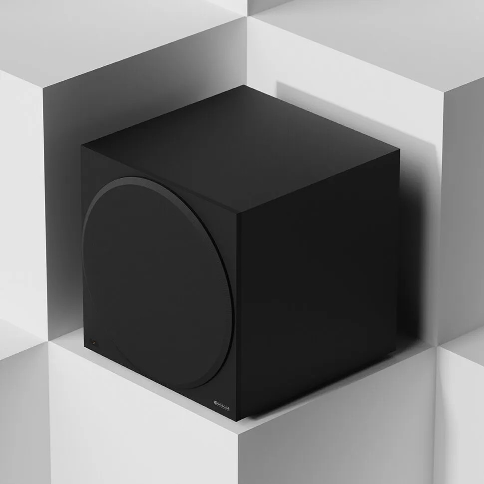 Monitor Audio Vestra W12 – dettaglio driver C-CAM sospensione tripla e surround ottimizzato