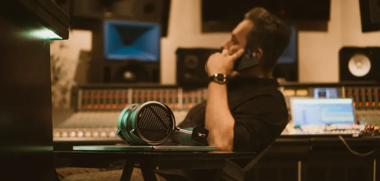 Audeze MM-500 – dettaglio driver e padiglioni in pelle premium