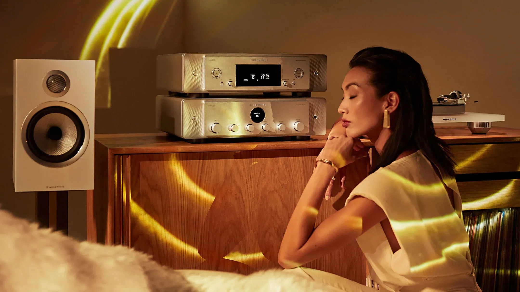 Marantz SACD 30n – interno con moduli HDAM su PCB dedicato e trasformatore toroidale