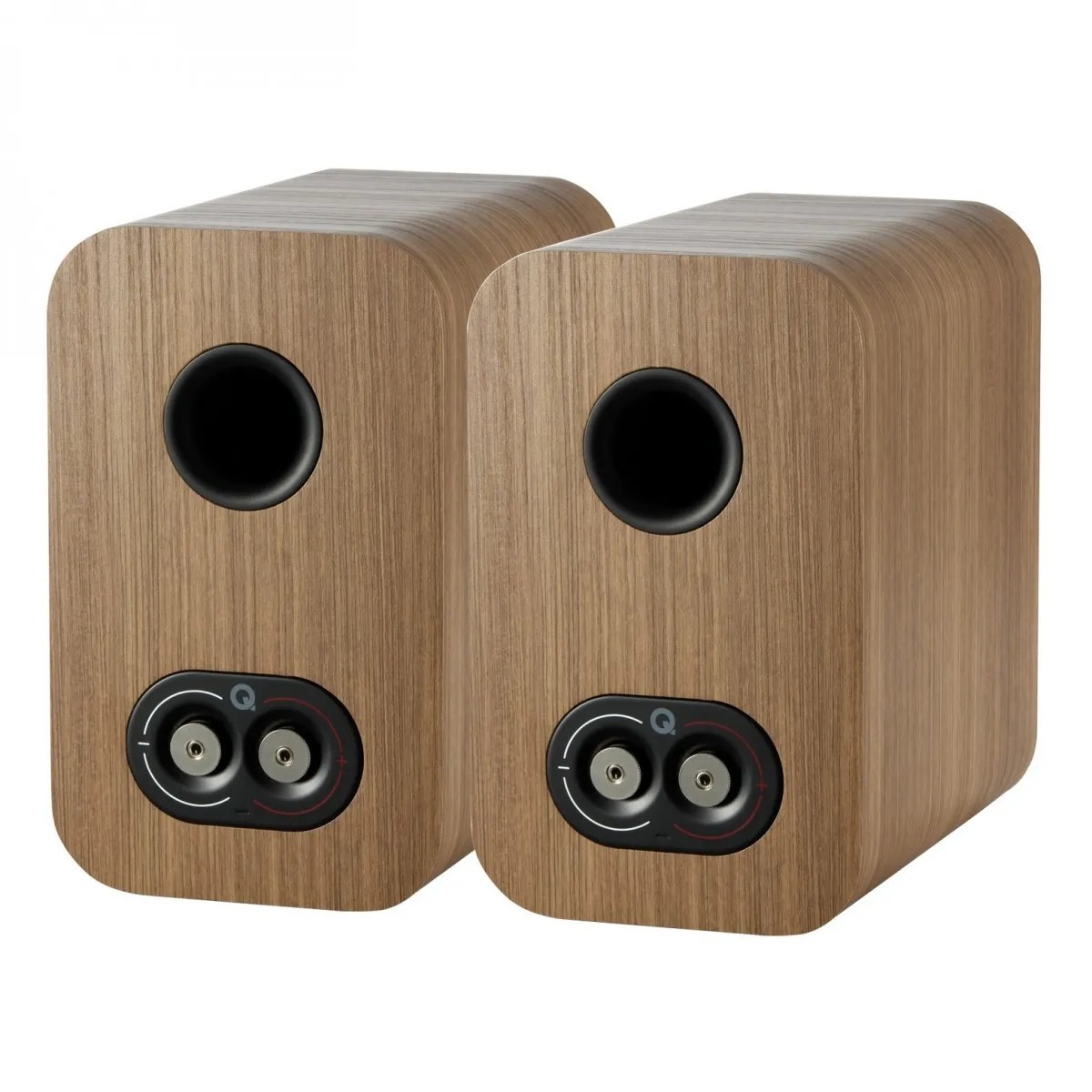 Q Acoustics 5020 – finitura Holme Oak, vista laterale con profilo cabinet