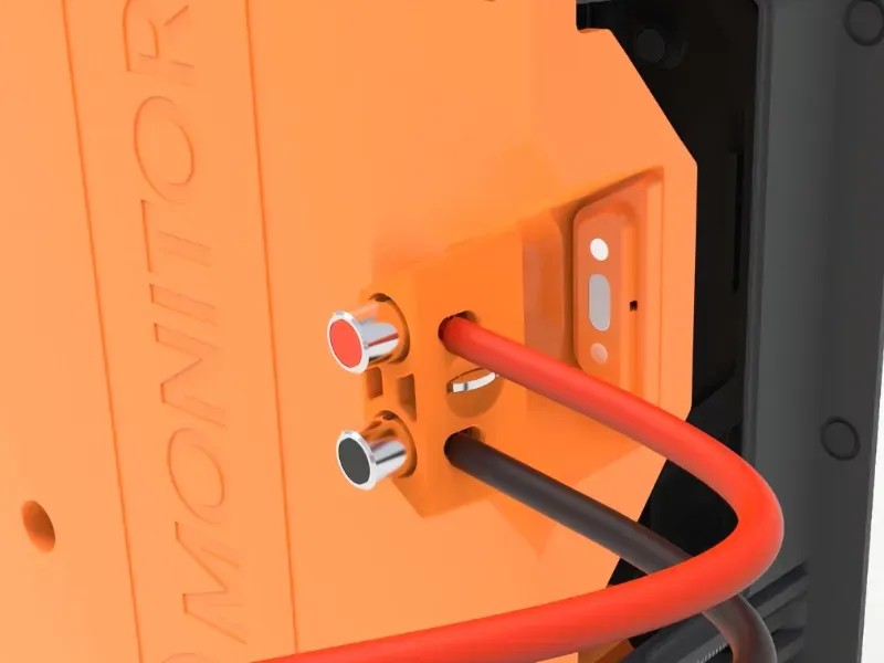 Monitor Audio C1S – connettore Quik-Link brevettato, dettaglio installazione rapida cavo
