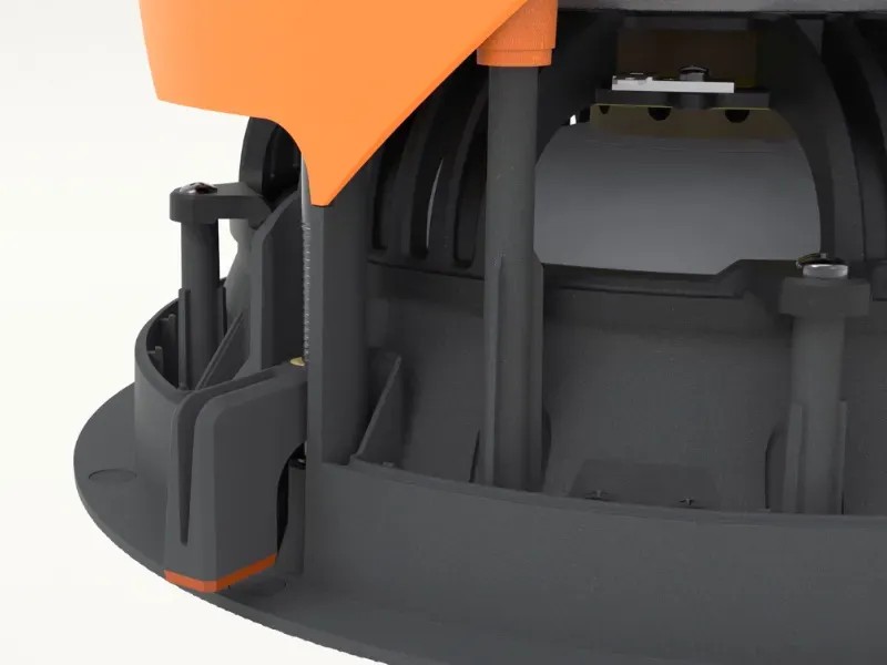 Monitor Audio C1S – sistema Tri-Grip II, vista posteriore con ganasce di fissaggio