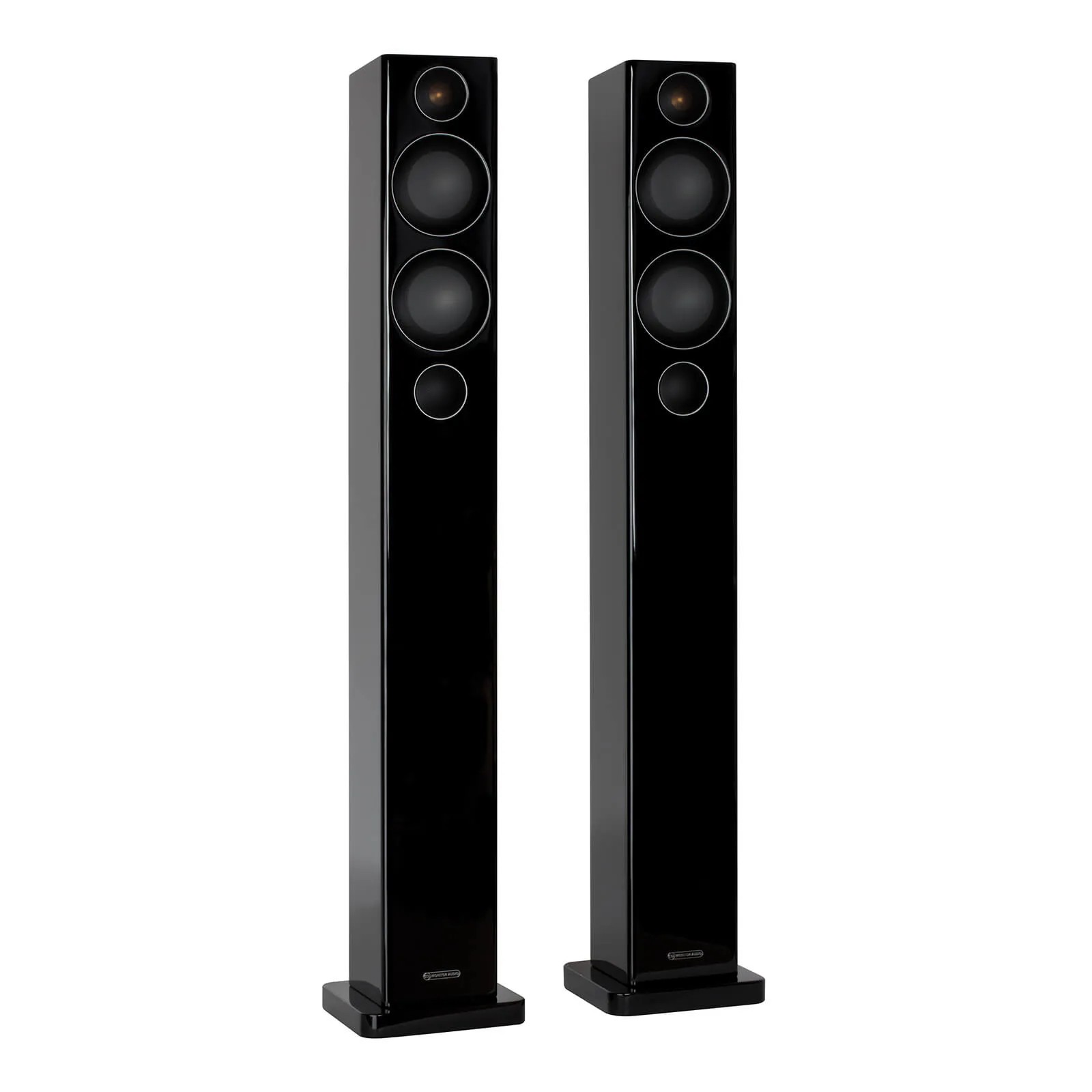 Monitor Audio Radius 270 3G – configurazione WTW: 2 driver C-CAM 4 pollici ai lati del tweeter, porta HiVe II anteriore visibile
