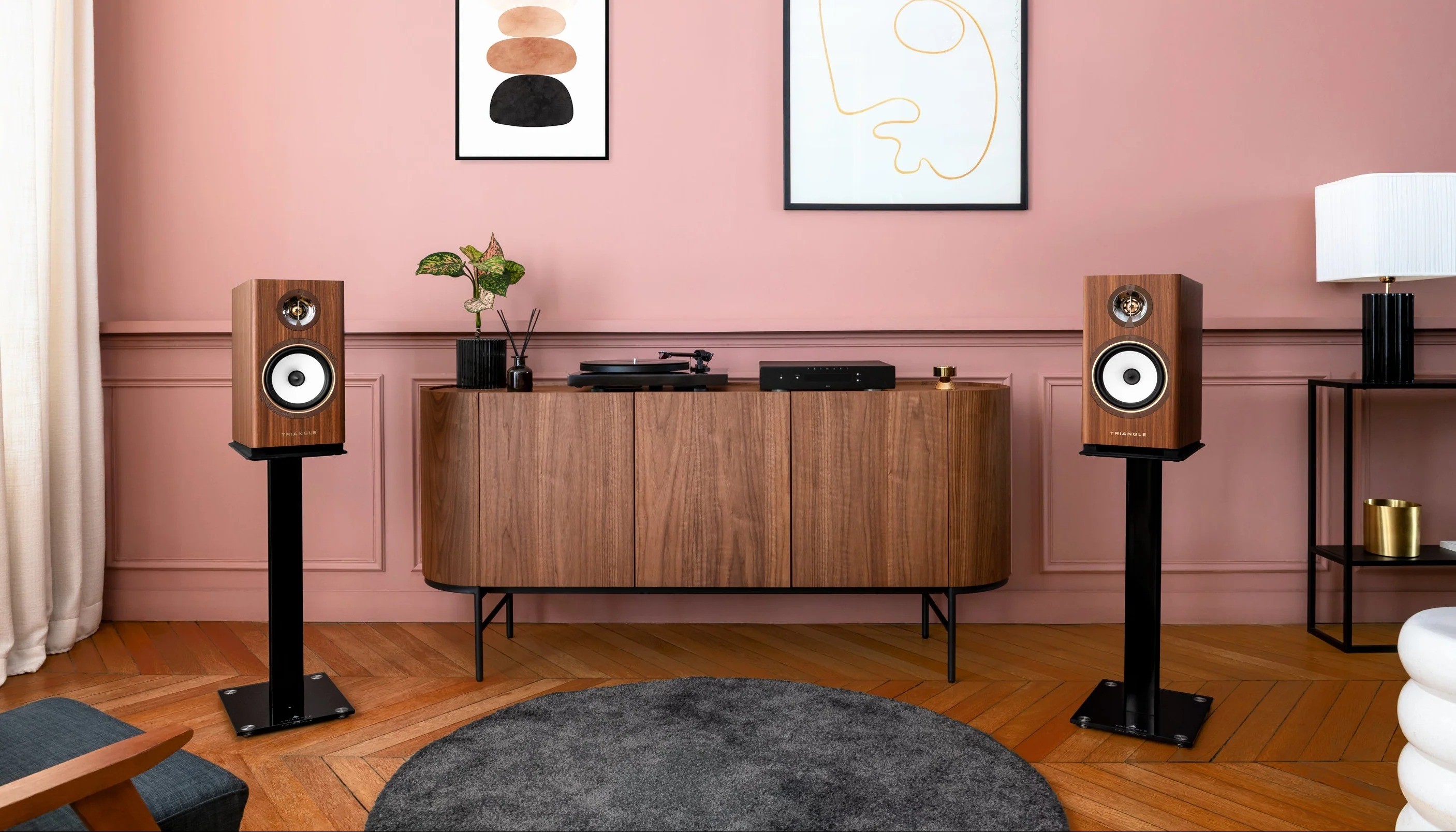 Triangle Solstice 3 – coppia diffusori bookshelf, finitura Teak, tweeter TZ2540MG horn OS-SEW, woofer 16cm cellulosa, MDF bordi arrotondati, grille magnetica