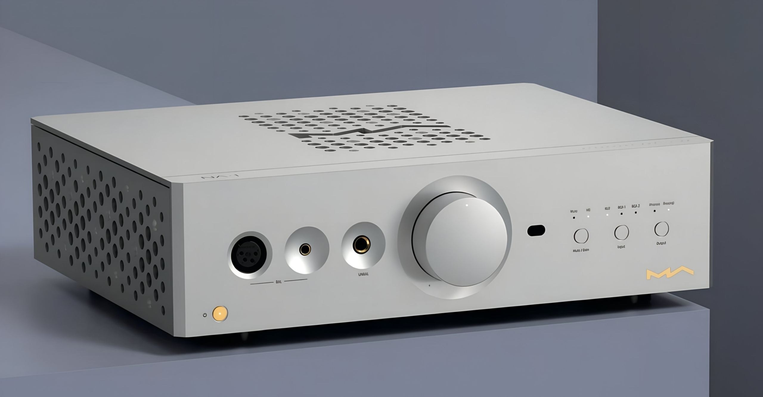 Matrix Audio NA-1 – amplificatore cuffie Class A puro, chassis alluminio CNC 330mm N Series, display frontale, uscite 4.4mm 6.35mm 4-pin XLR, preamplificatore