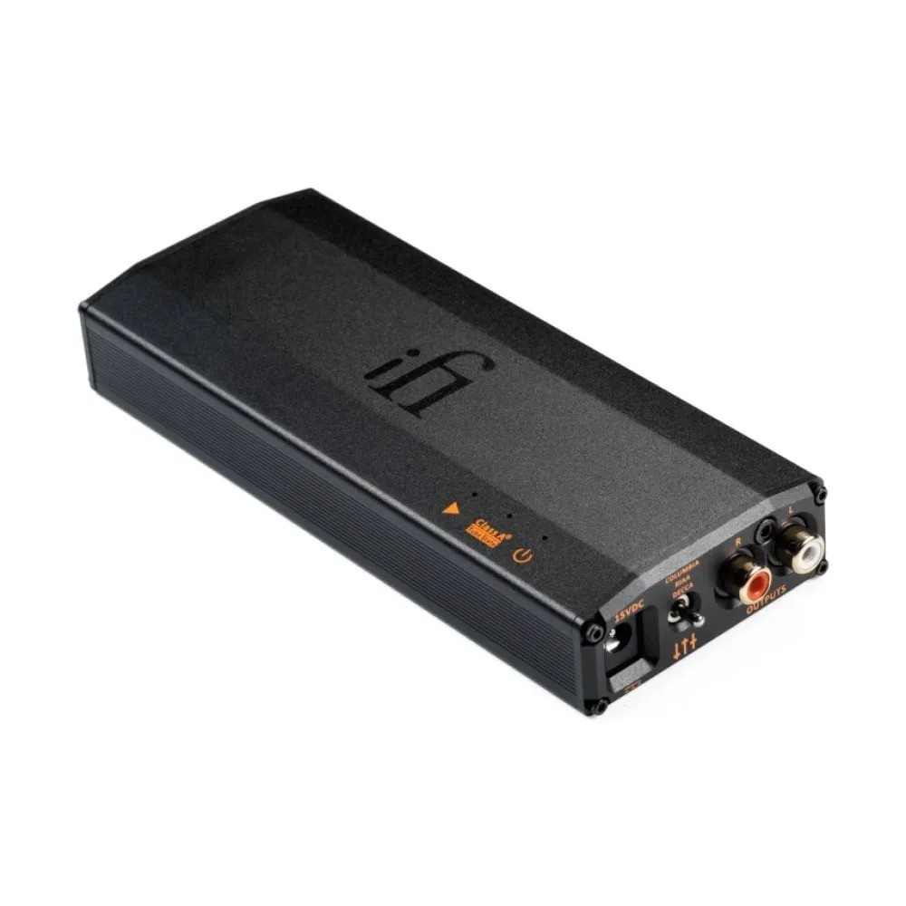 iFi micro iPhono3 Black Label – DIP switch sul fondo: configurazione gain, carico MM (capacitanza) e carico MC (impedenza), 13 opzioni totali