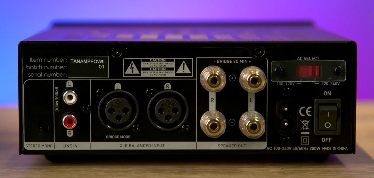 Tangent PowerAmpster 2 – amplificatore finale di potenza compatto, finitura nera, pannello frontale minimalista, chassis 195x194x70mm