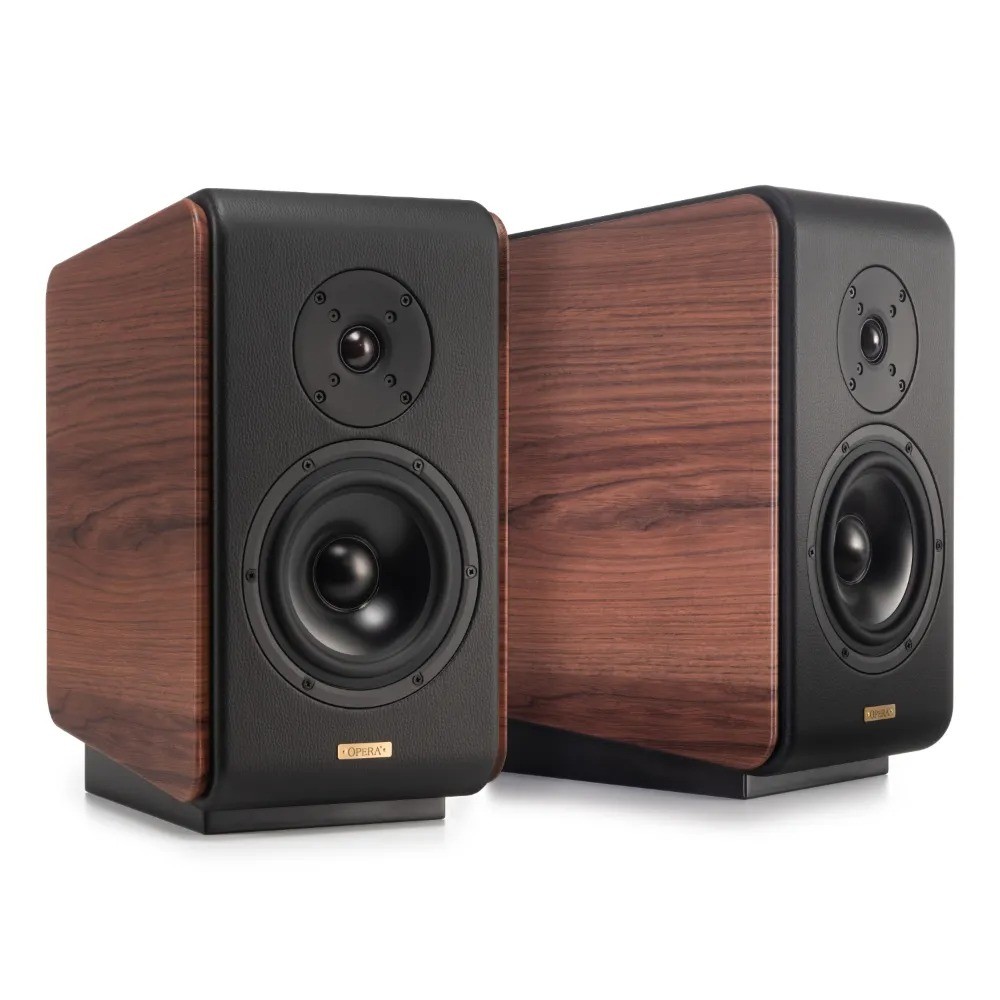 Opera Prima v2 – diffusori da scaffale hi-fi, finitura Oak, woofer Scan-Speak 180mm alluminio anodizzato, tweeter 26mm