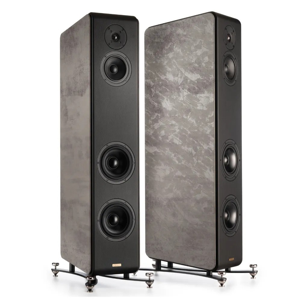 Opera Quinta v2 – diffusori da pavimento hi-fi tre vie, finitura Cement, doppio woofer Scan-Speak 180mm, midrange fibra di vetro