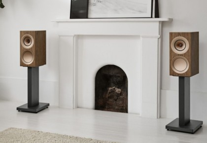 Recensione KEF R3 Meta: Diffusori da Scaffale di Eccellenza